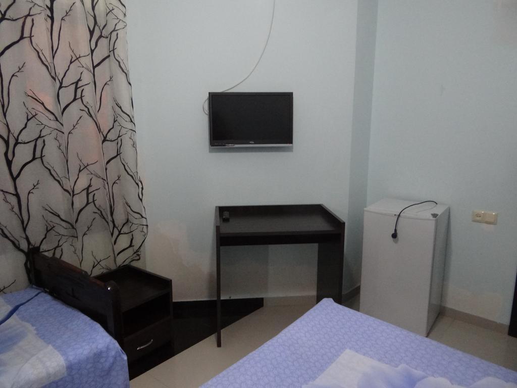 Festina Lente Hotel Kobuleti Bagian luar foto