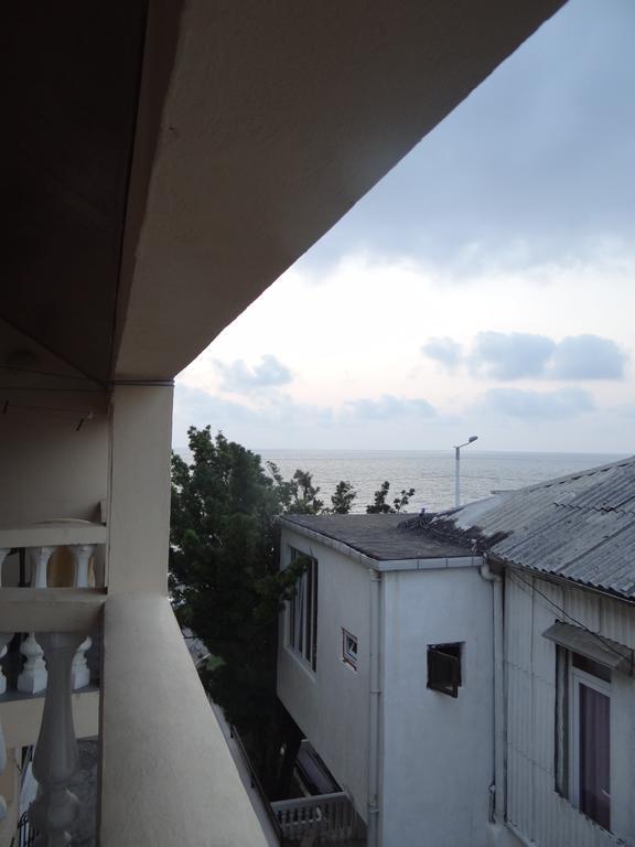 Festina Lente Hotel Kobuleti Bagian luar foto