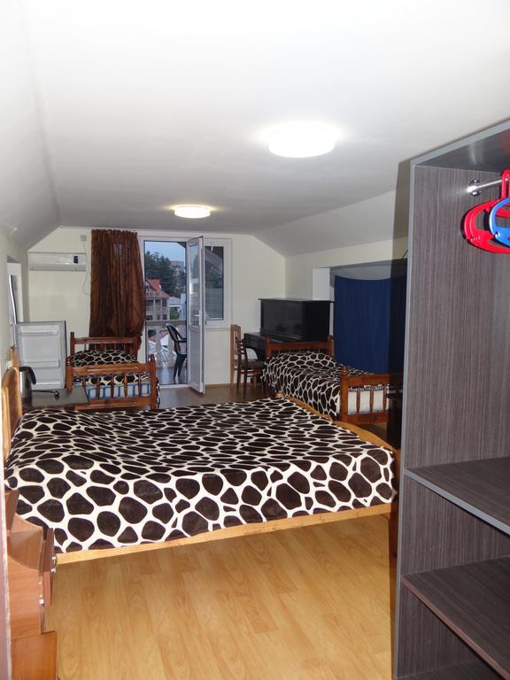 Festina Lente Hotel Kobuleti Bagian luar foto