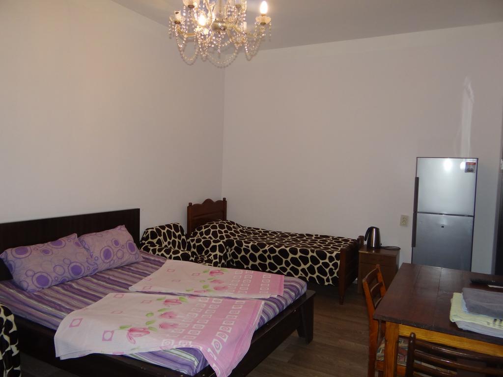 Festina Lente Hotel Kobuleti Bagian luar foto