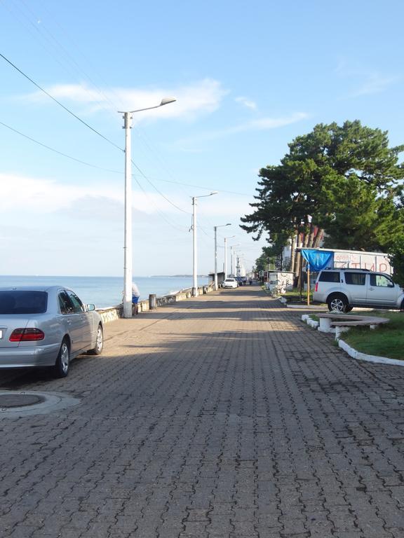 Festina Lente Hotel Kobuleti Bagian luar foto