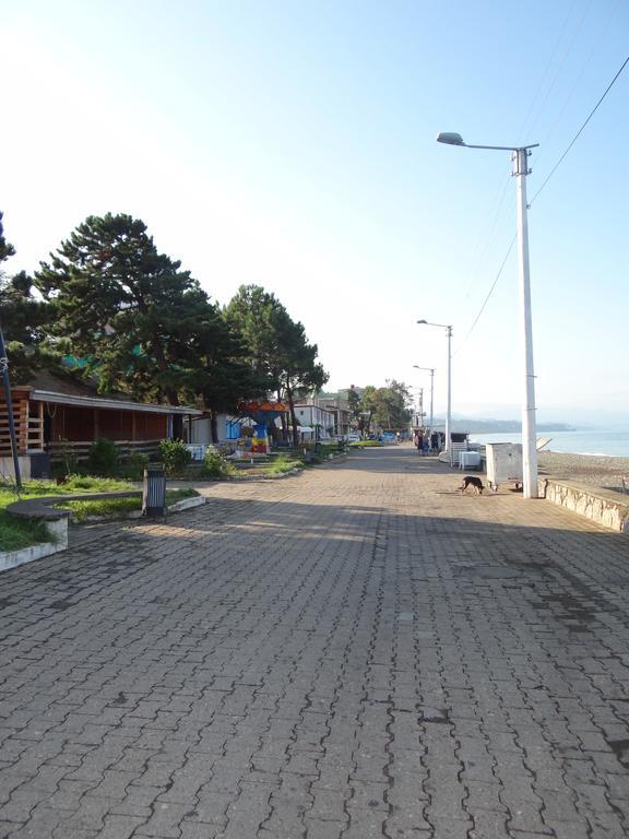 Festina Lente Hotel Kobuleti Bagian luar foto