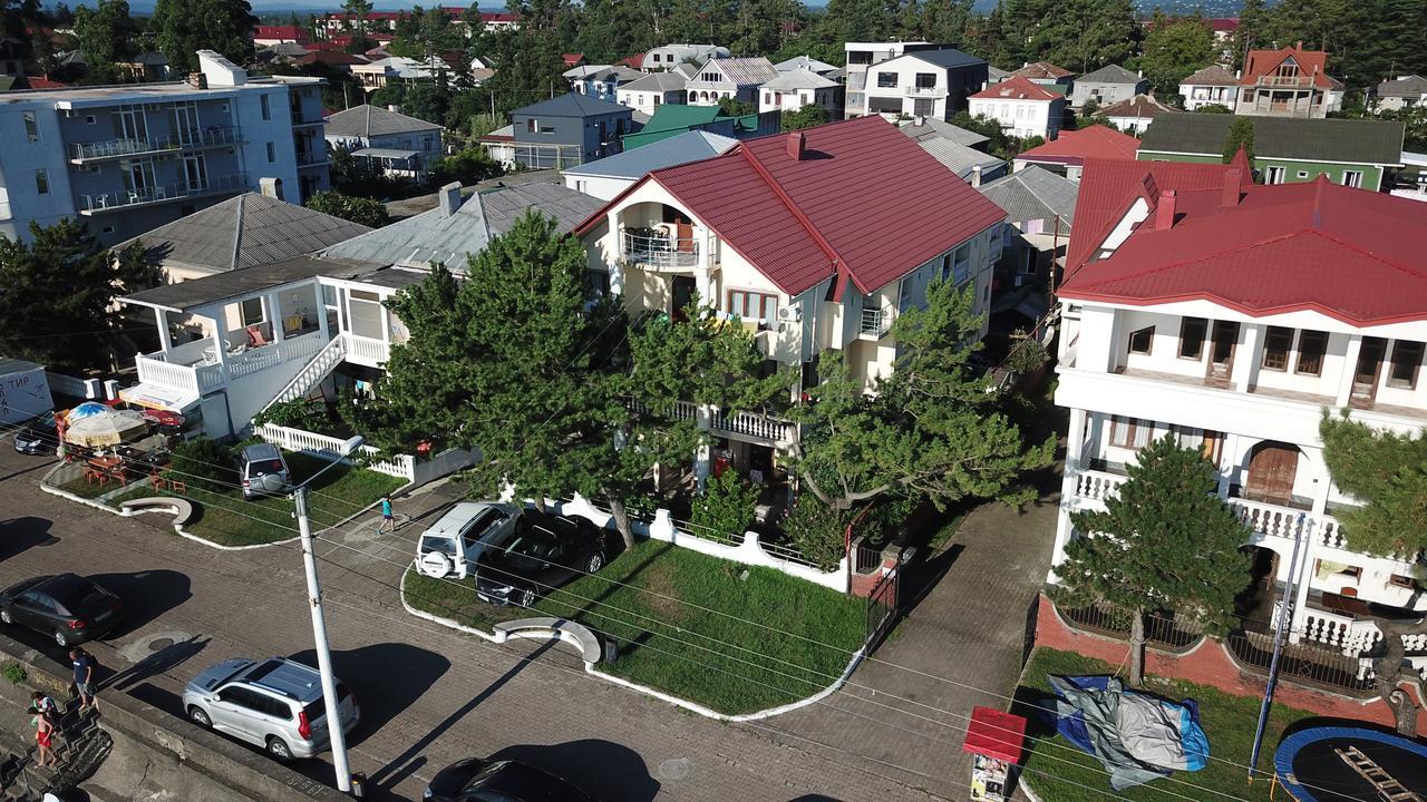 Festina Lente Hotel Kobuleti Bagian luar foto