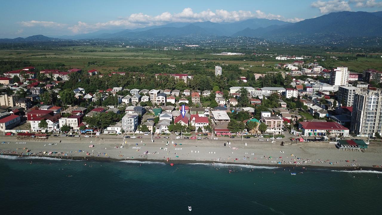 Festina Lente Hotel Kobuleti Bagian luar foto